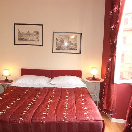 Enjoy Roma Bed and Breakfast Buitenkant foto