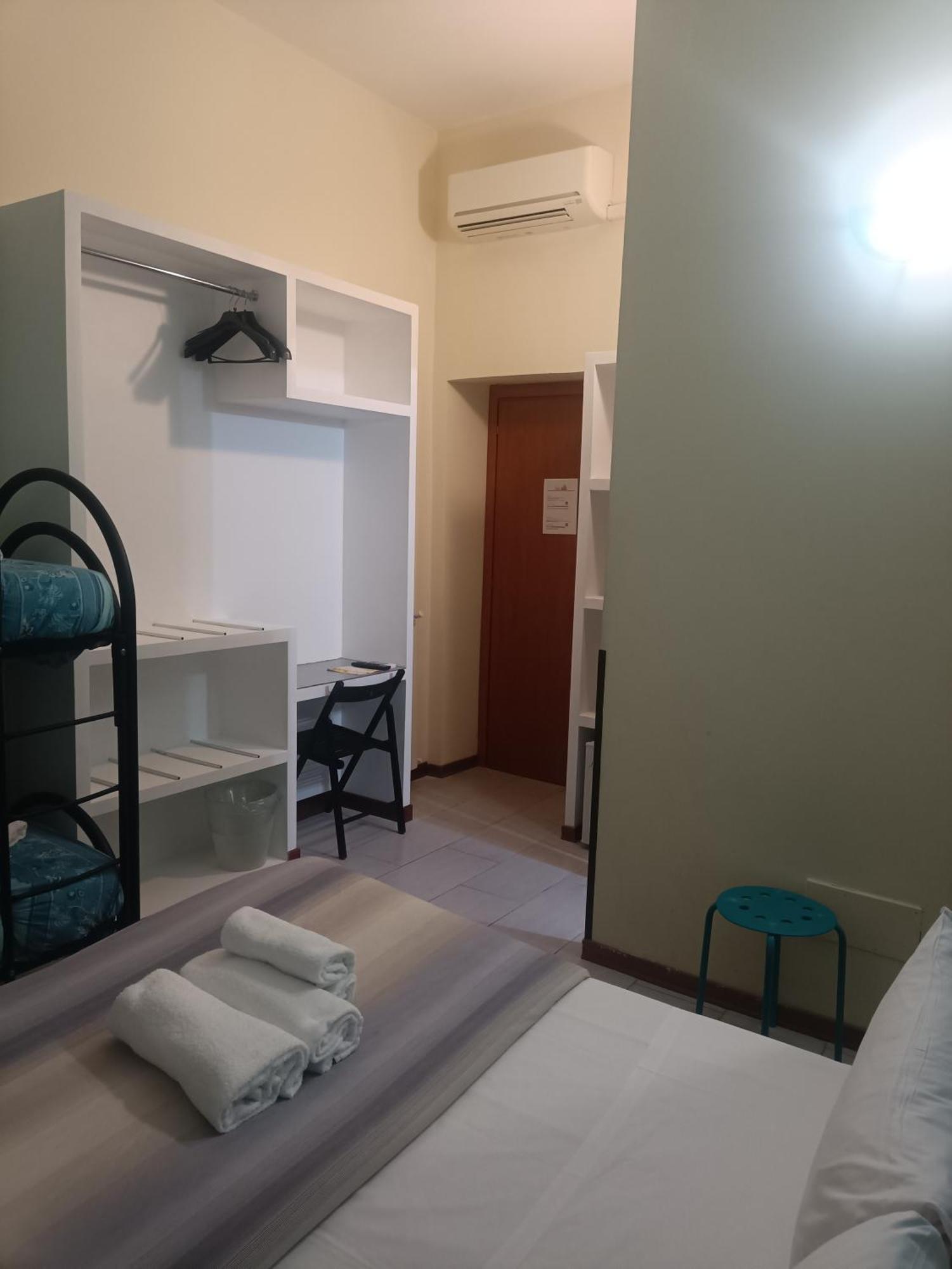 Enjoy Roma Bed and Breakfast Buitenkant foto