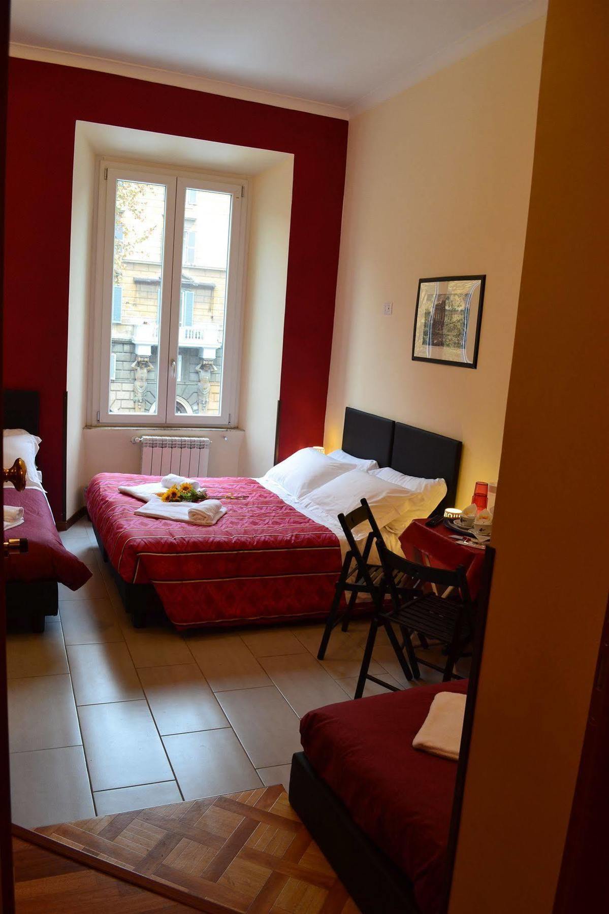 Enjoy Roma Bed and Breakfast Buitenkant foto