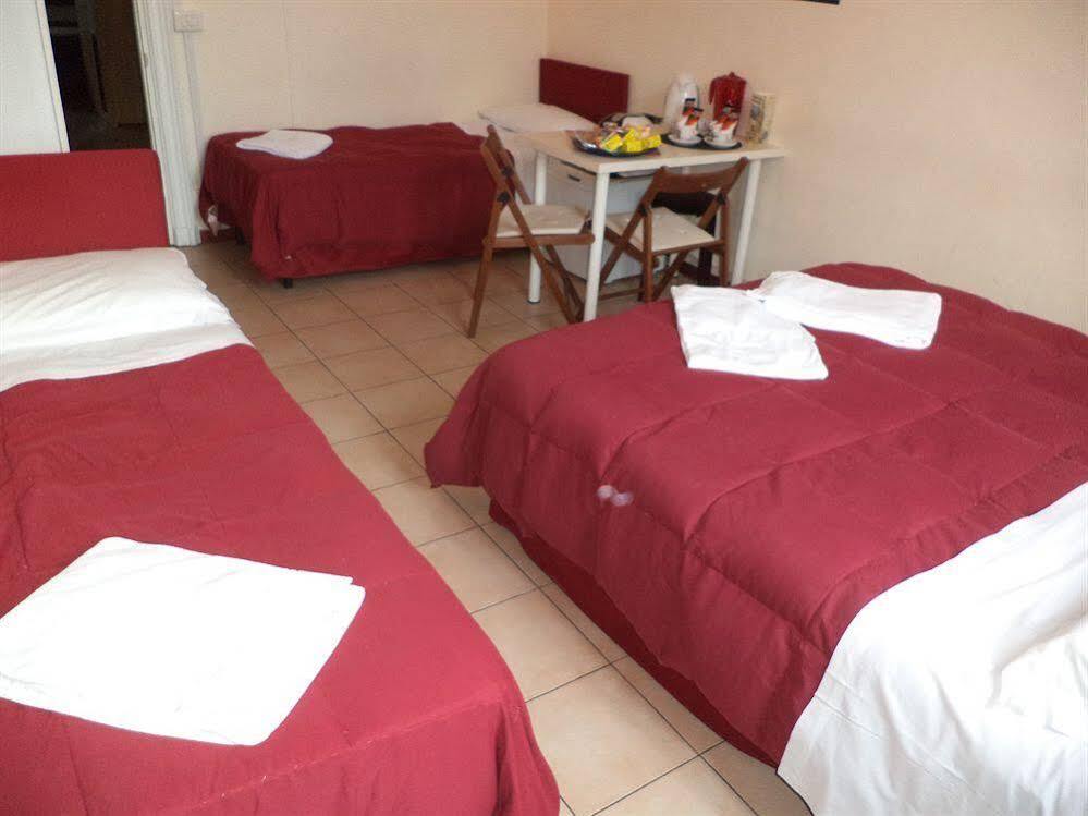 Enjoy Roma Bed and Breakfast Buitenkant foto